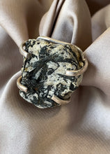 Cargar imagen en el visor de la galería, Egirina Ring