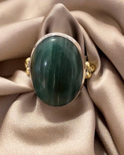 Cargar imagen en el visor de la galería, Green Jaspe Ring
